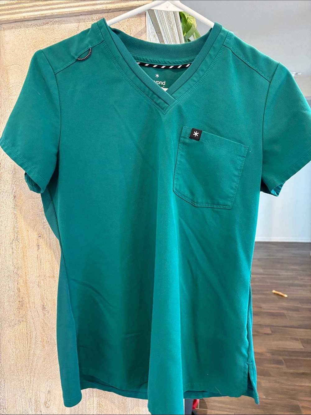 Women’s V-Neck Short Sleeve Shirt in Teal NO BOTTOM